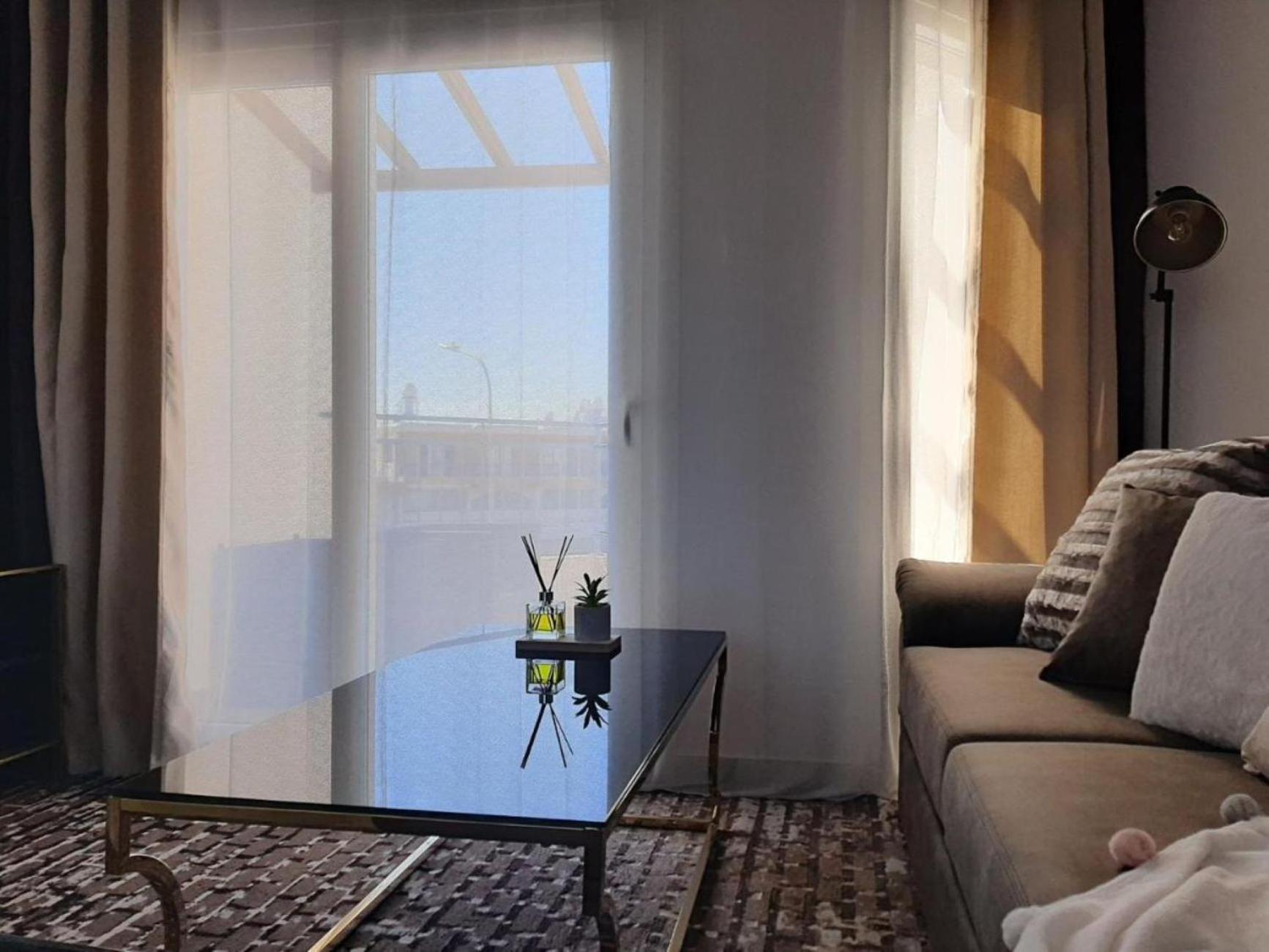 H&O Boulevard Breeze Apartment! Paphos Exterior foto